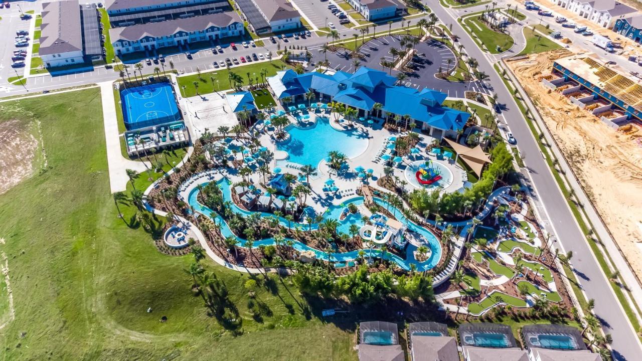 Free Waterpark Private Splash Pool Near